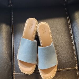 Women's Slip-On Sandals